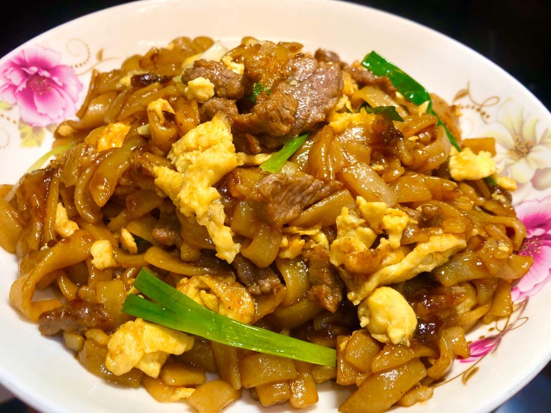 港式茶餐厅的干炒牛河