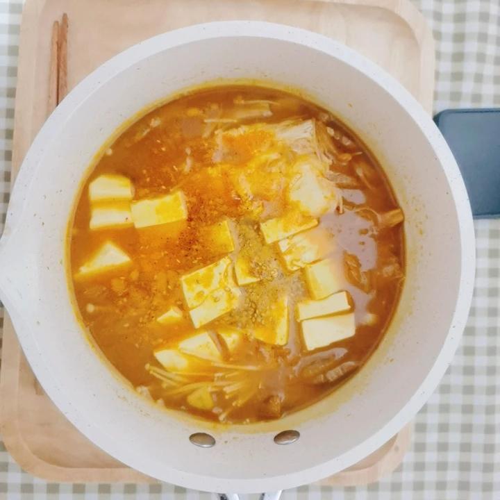 泡菜豆腐锅