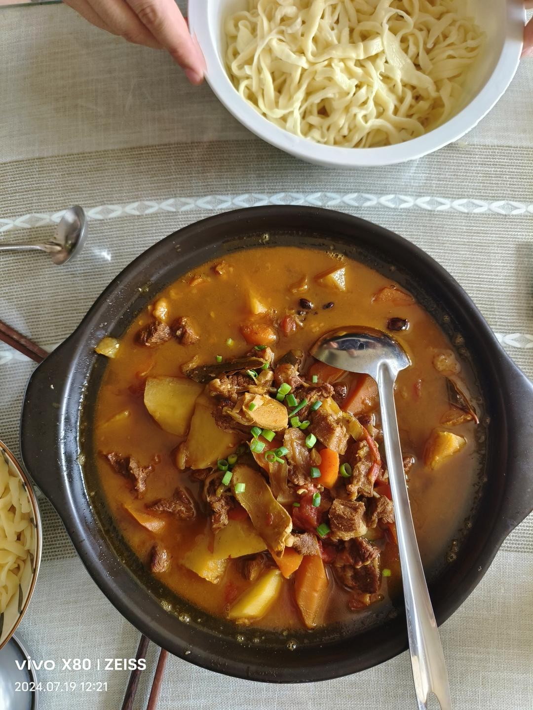 番茄土豆炖牛腩