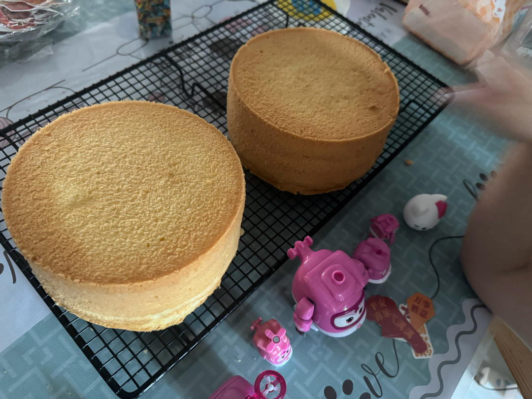 超柔软6寸戚风蛋糕(附8寸配方)零失败 超详细‼️含操作视频