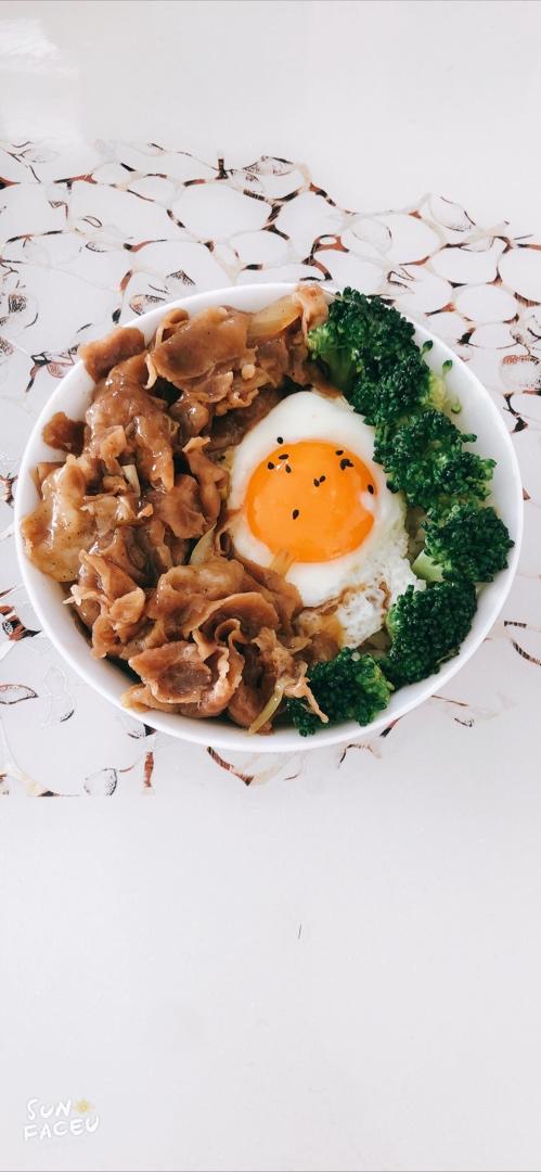 “吉野家”肥牛饭