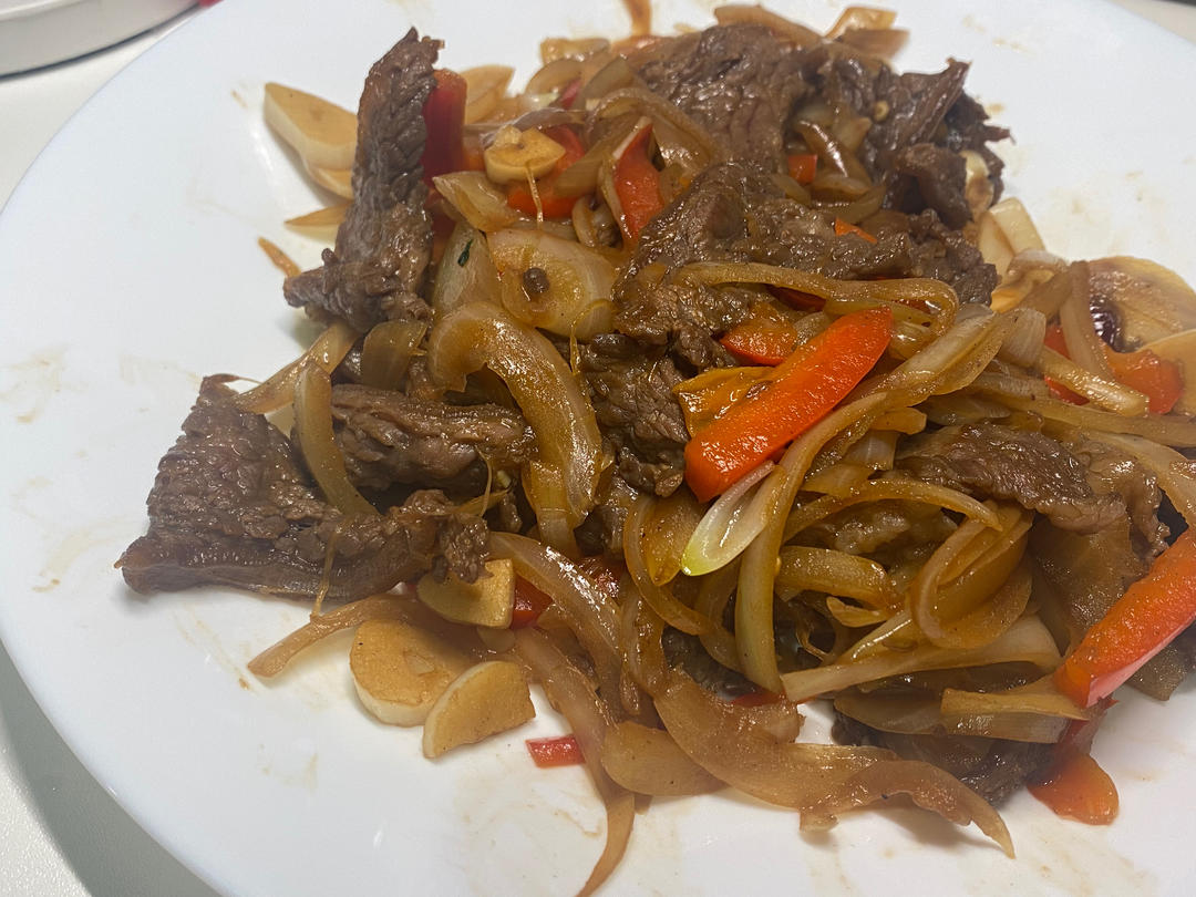 洋葱炒牛肉