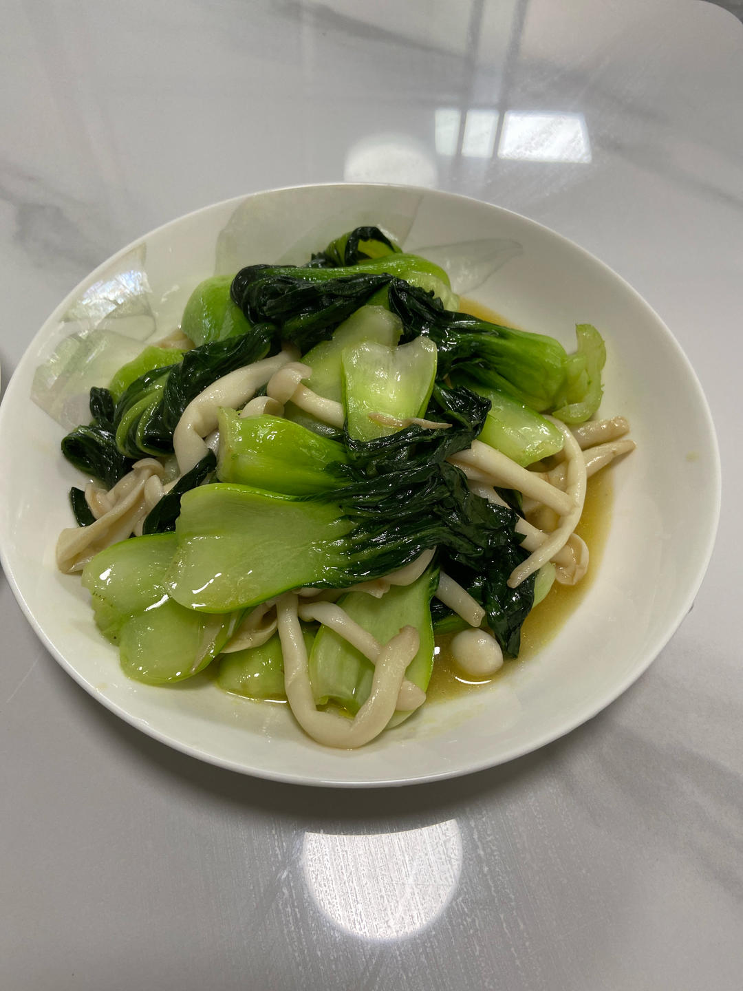 海鲜菇炒青菜