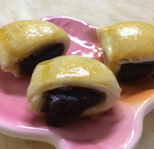 一口豆沙酥