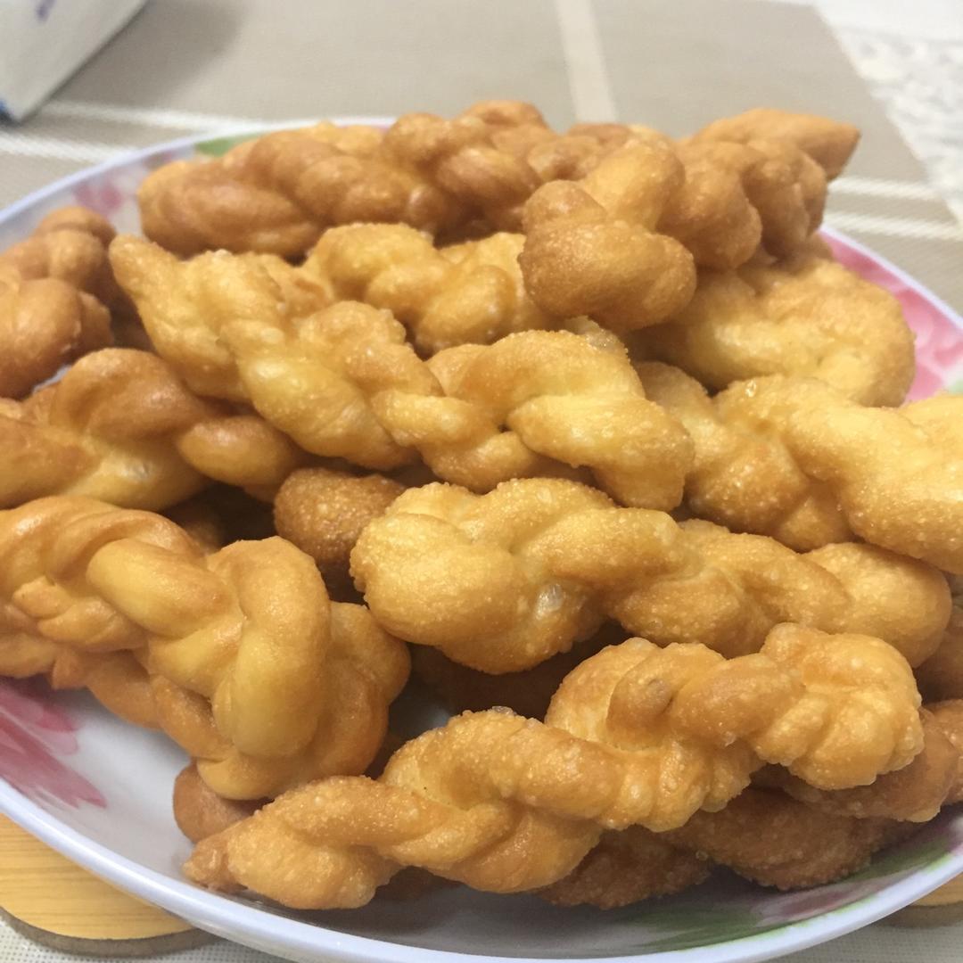 鸡蛋小麻花