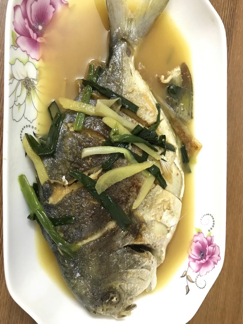 红烧金昌鱼