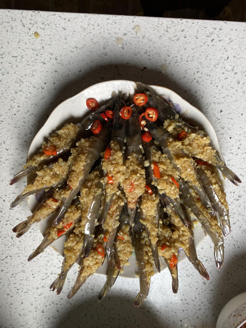 0失败的蒜茸酱粉丝蒸虾🦐🦐🦐（蒜茸酱衍生菜谱）