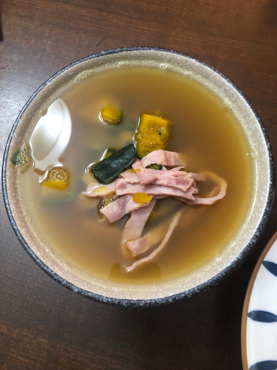 《昨日的美食》之南瓜培根味噌汤