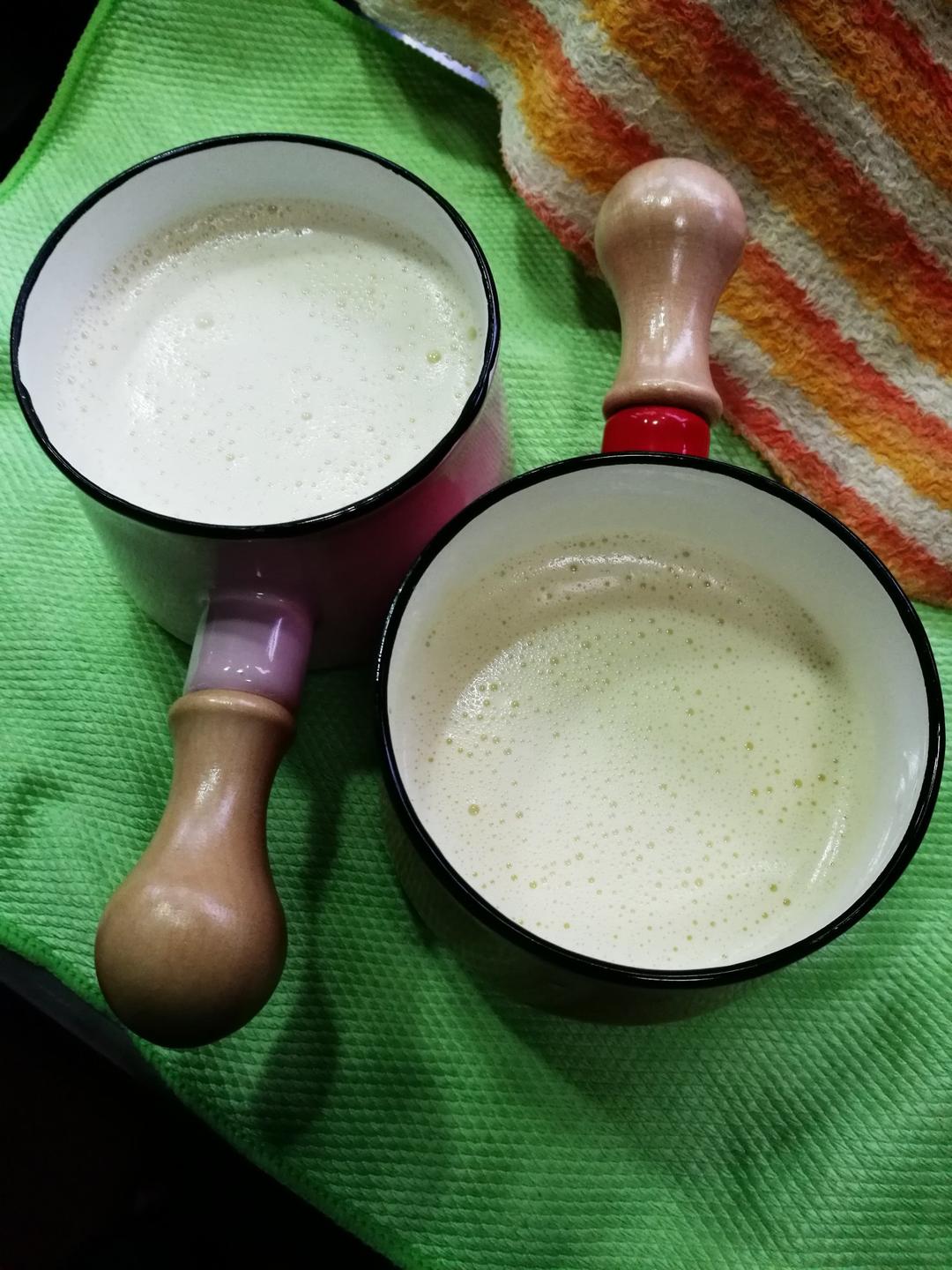 牛奶花生玉米汁