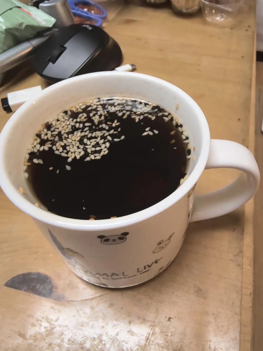 神仙搭配--芝麻豆子姜盐茶！