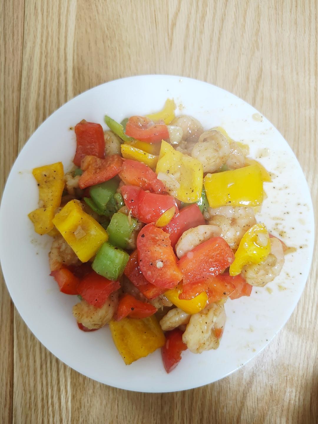 高维C彩椒炒虾仁 加备菜15分钟的减脂餐