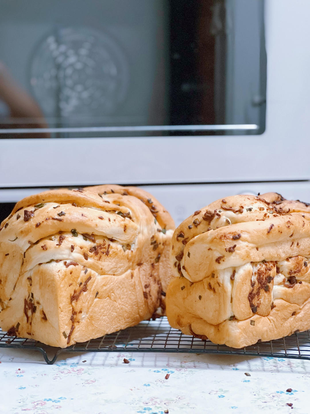 香葱肉松手撕吐司