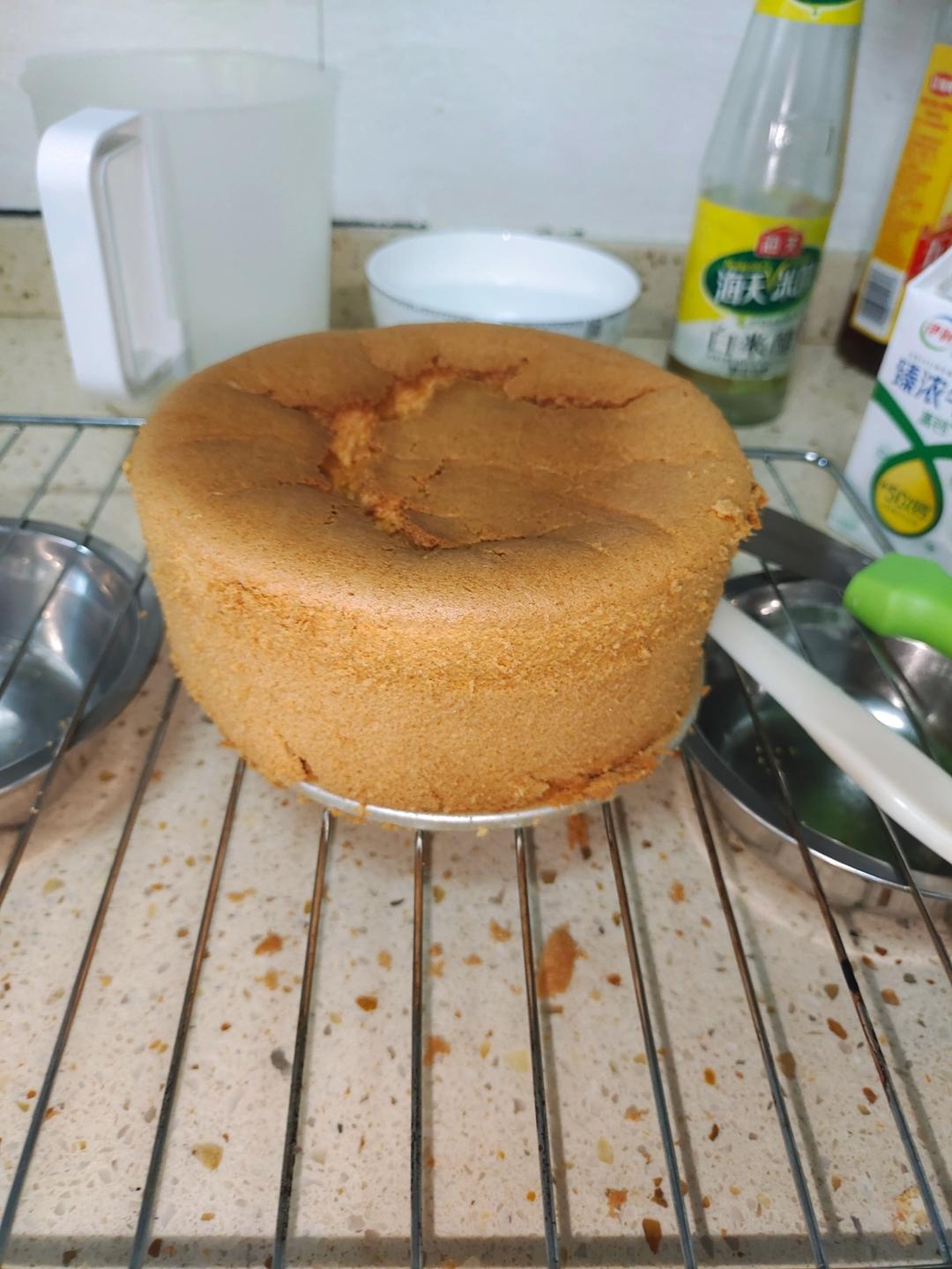 超柔软6寸戚风蛋糕(附8寸配方)零失败 超详细‼️含操作视频