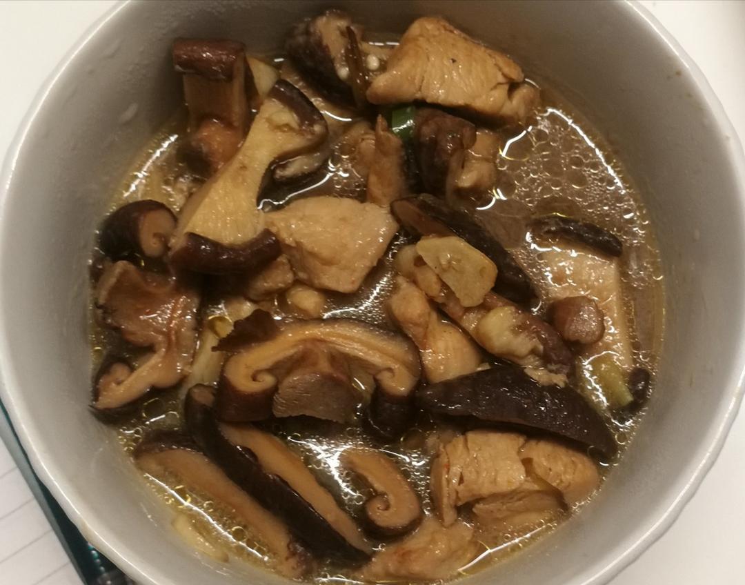 香菇滑鸡