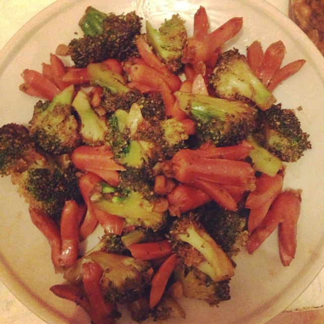 蒜香西兰花炒脆皮肠