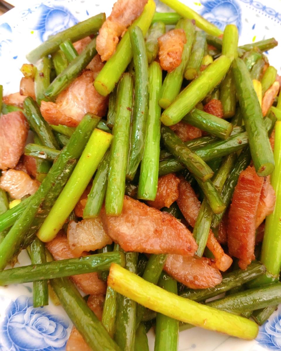 蒜苔炒肉
