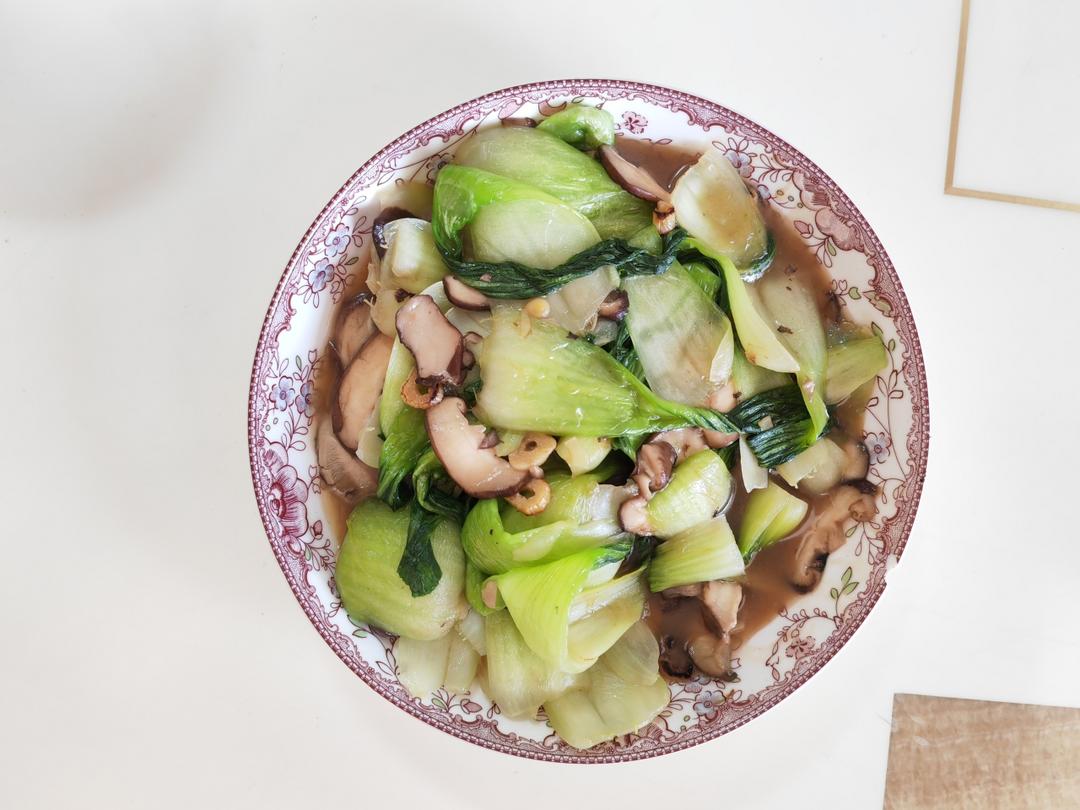 上海青炒香菇