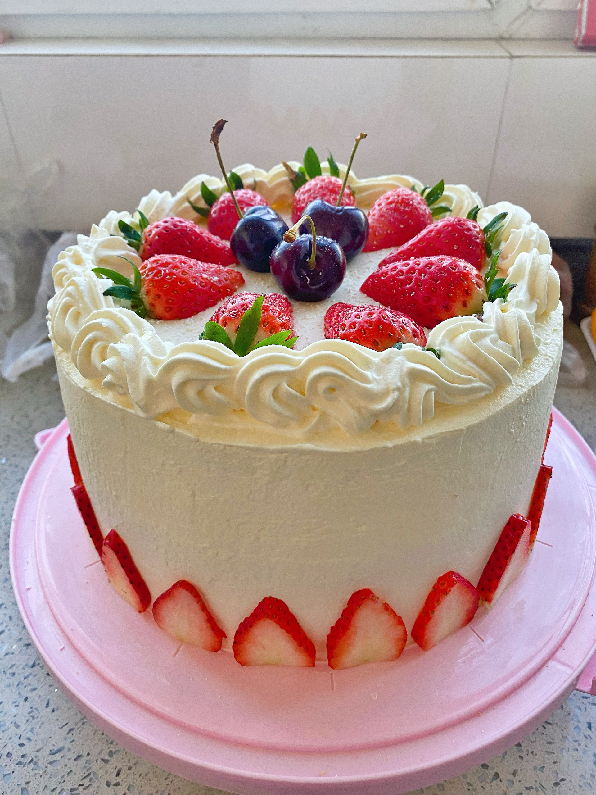 【全网最全合集】搬运🍓漂亮的草莓蛋糕~草莓季装饰灵感图
