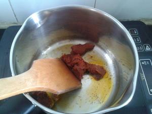 泰式红咖喱鸡爪的做法 步骤3