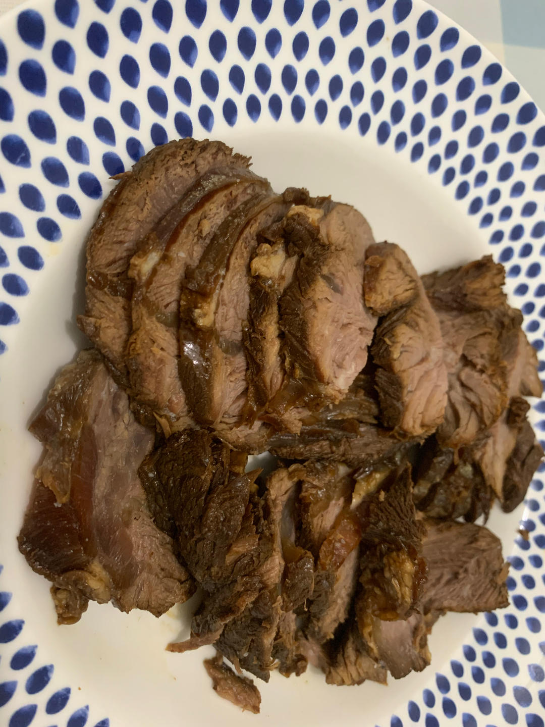 酱牛肉(好吃！！简单！！扔锅直接煮！！)