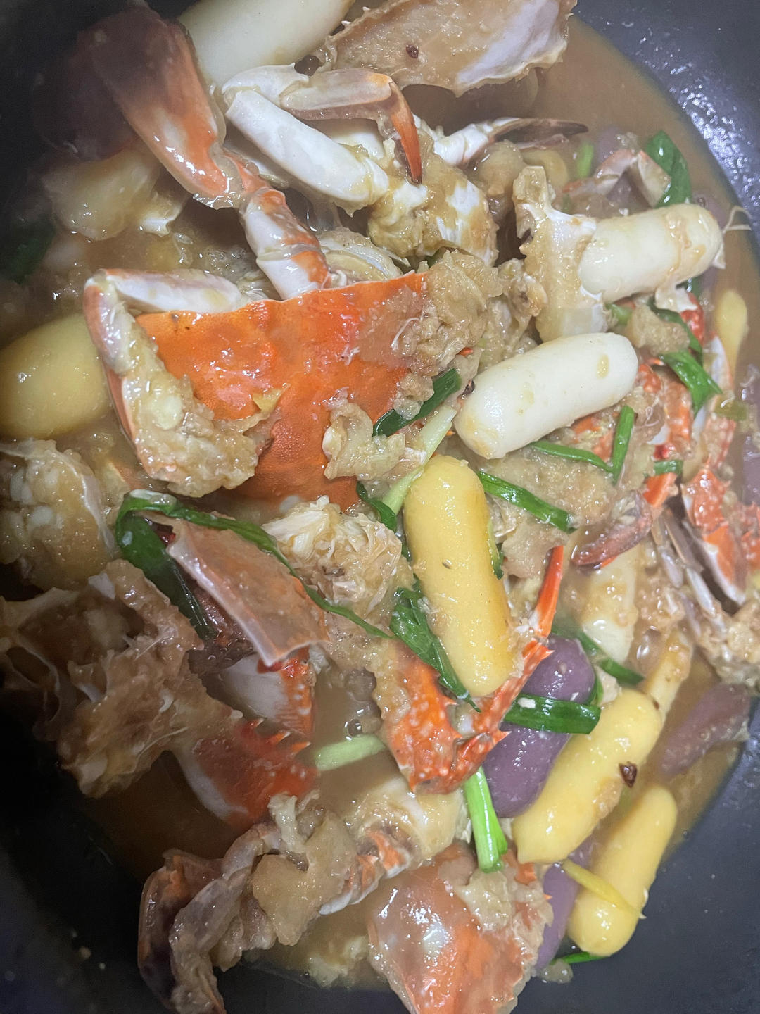 梭子蟹炒年糕～标准的江浙菜