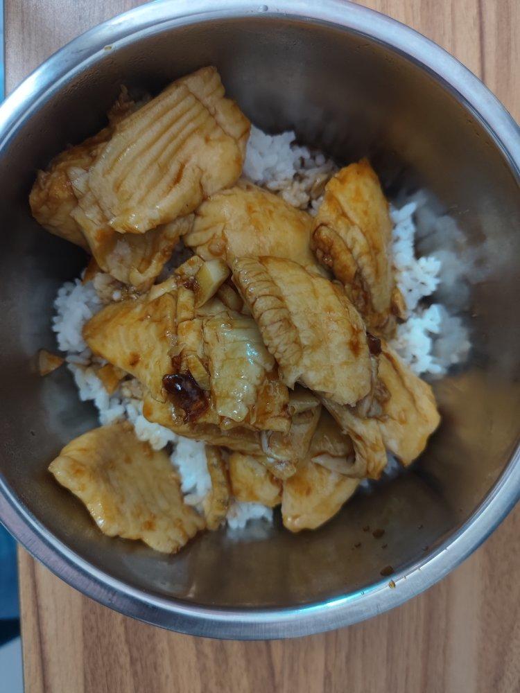 吃一口就爱上的秘制鲷鱼盖饭🐟