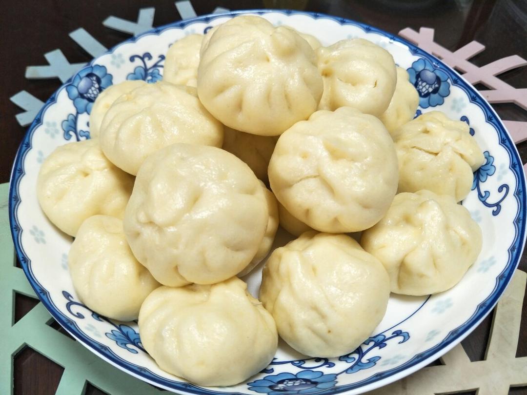 老公直呼好吃的肉菜包子