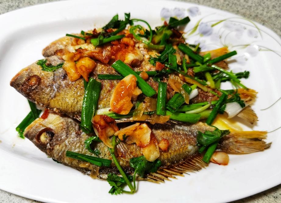 香煎海鱼～黄脚腊