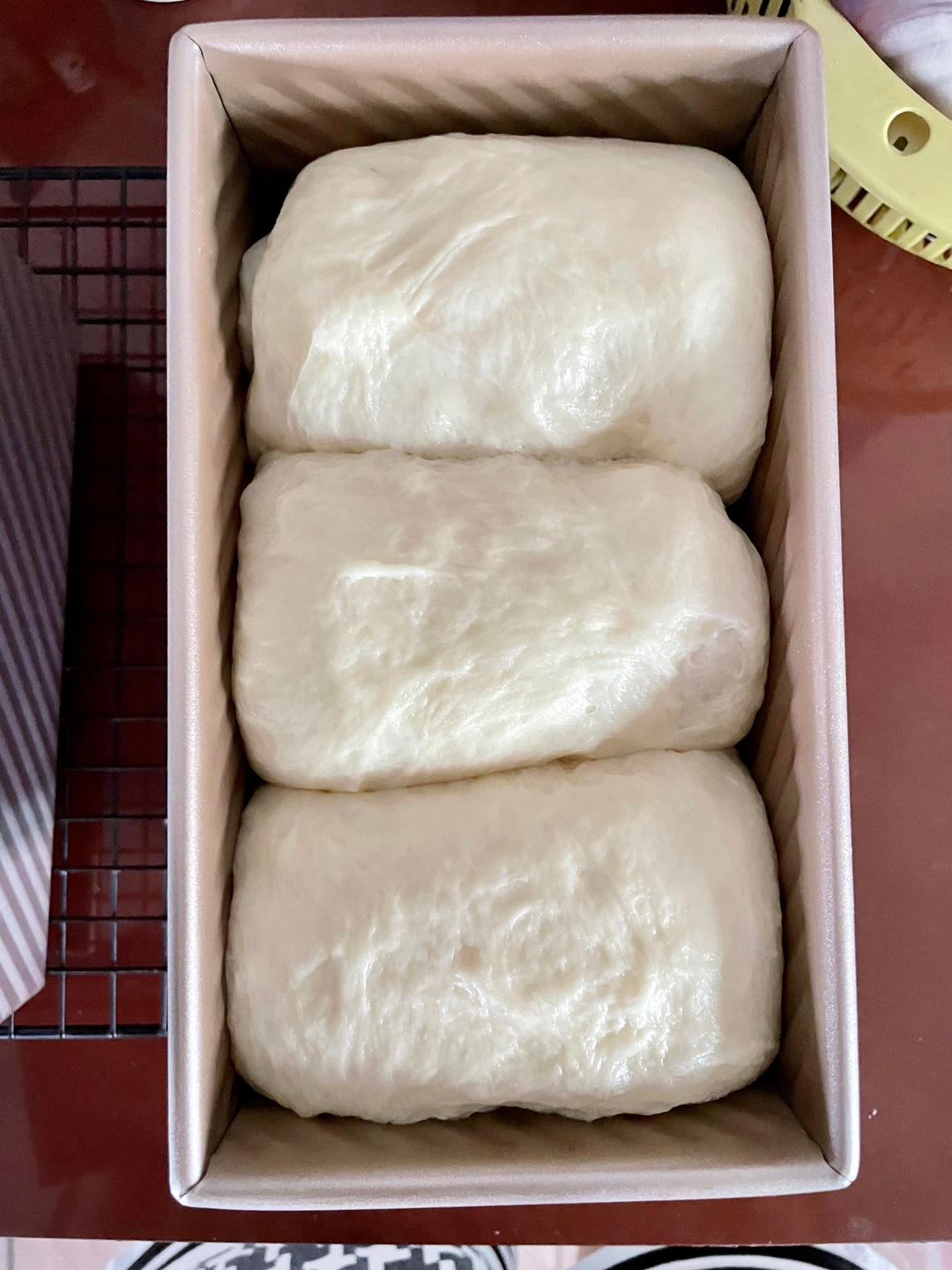 软到拿不起来的生吐司