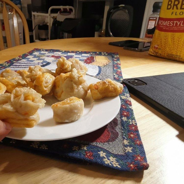 原创.白绿锦鲤洋牡丹花样馒头（一次发酵法）