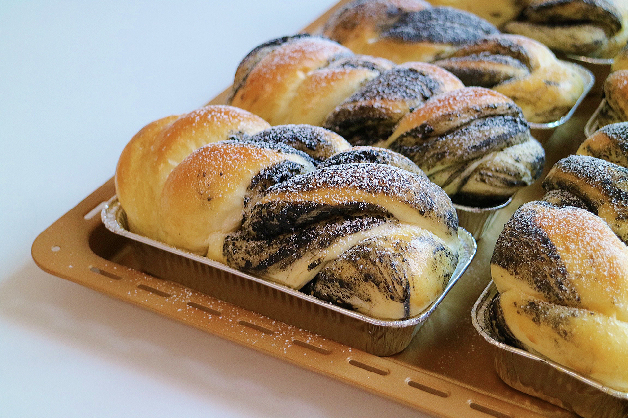 黑芝麻软面包 养生面包的做法