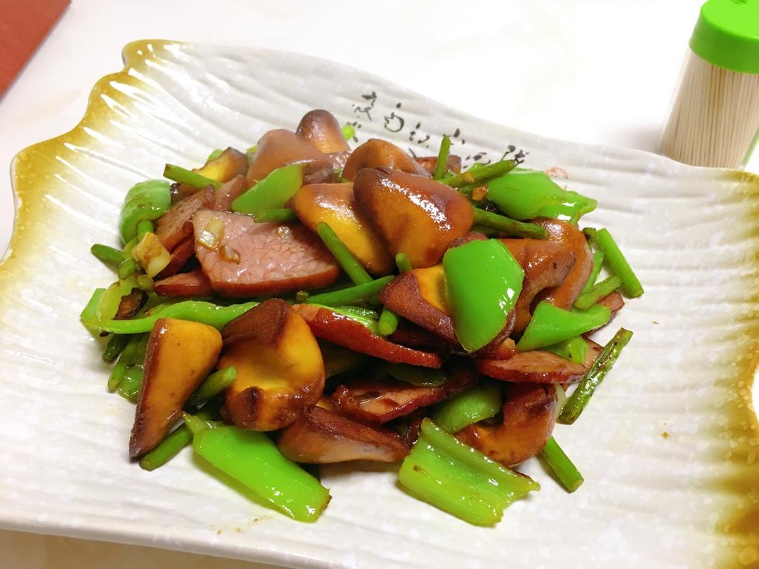 窝头炒腊肉