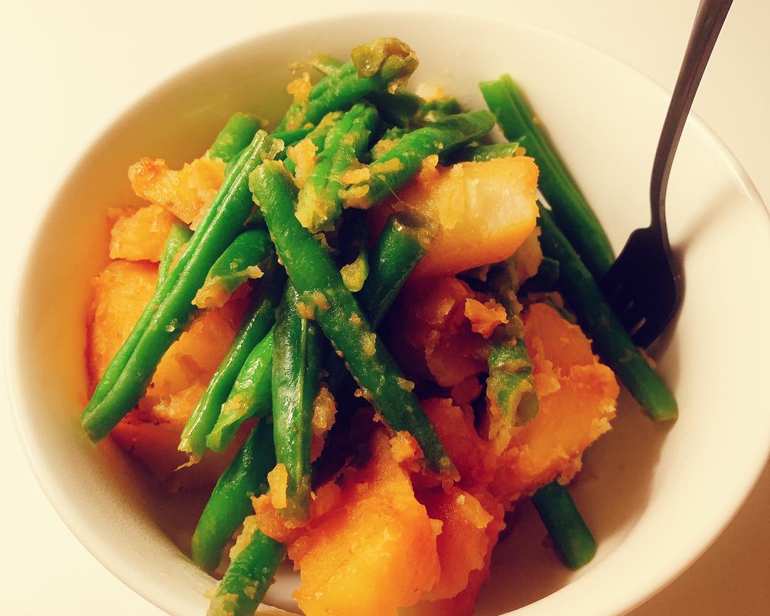 【营养全面】排骨炖土豆豆角