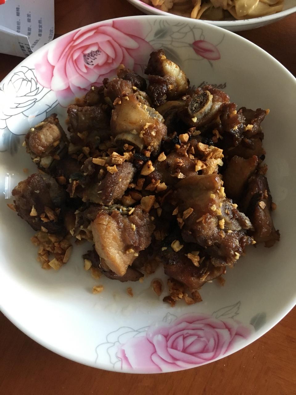 金牌蒜香排骨