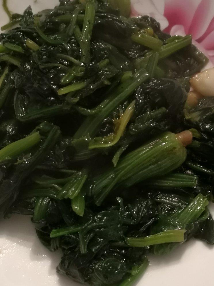 清炒菠菜
