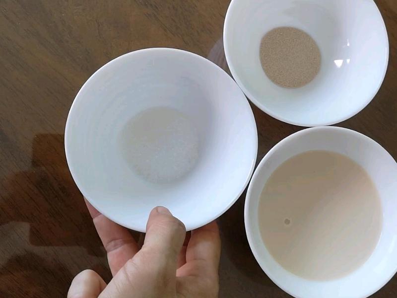 纯奶手撕吐司的做法 步骤1