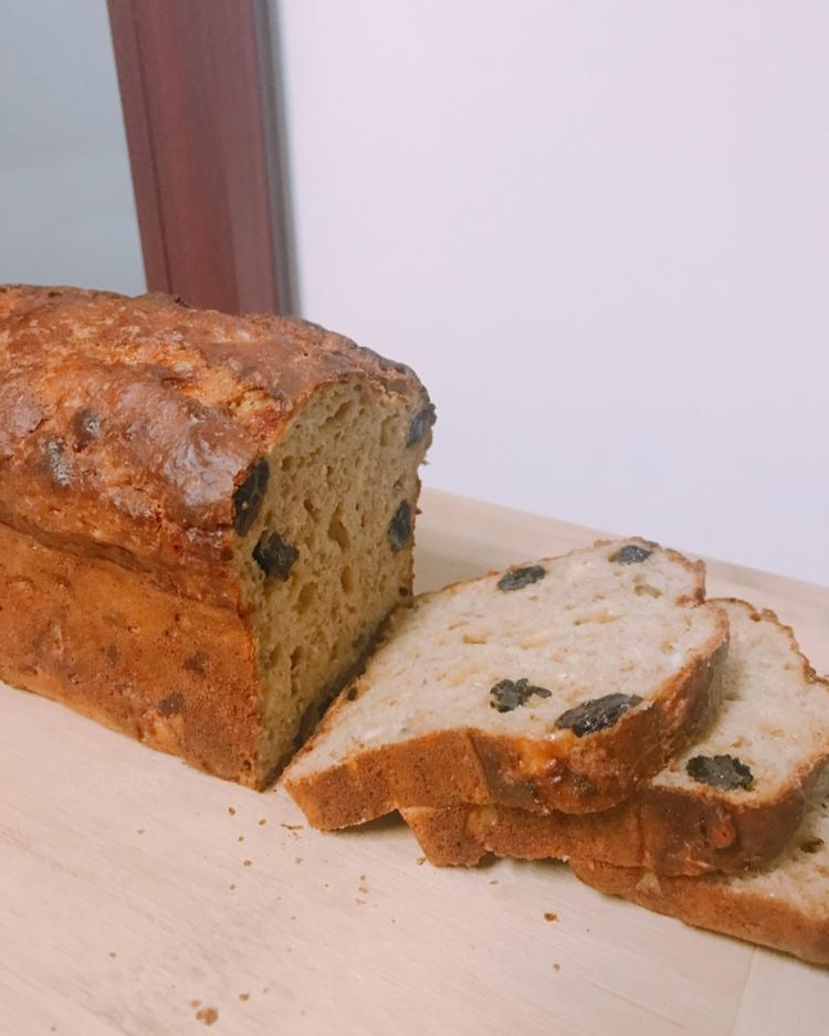 奶酪葡萄干快手面包丨健康·烘焙