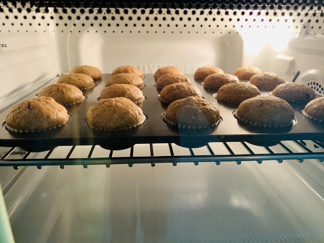 香蕉核桃麦芬 （超级湿润）