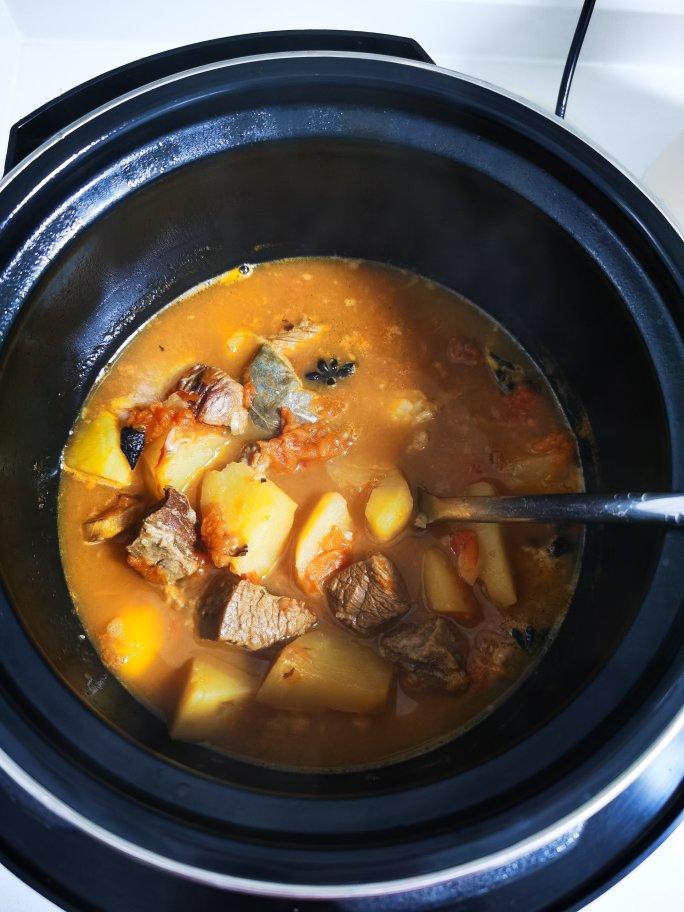 番茄土豆炖牛肉