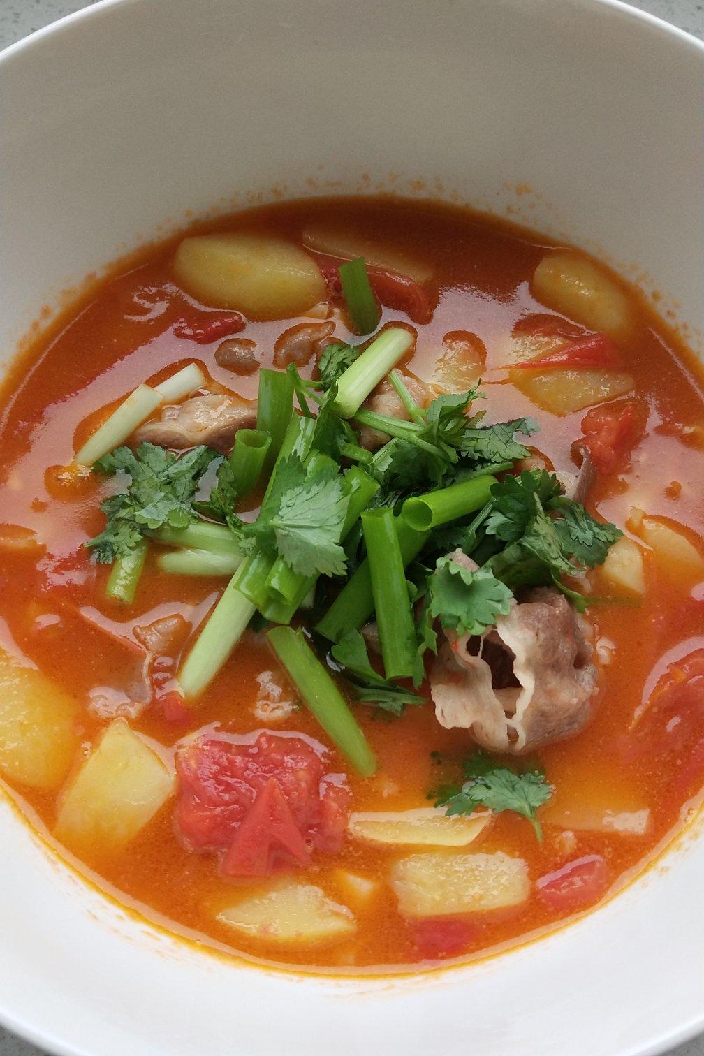 番茄土豆肥牛锅