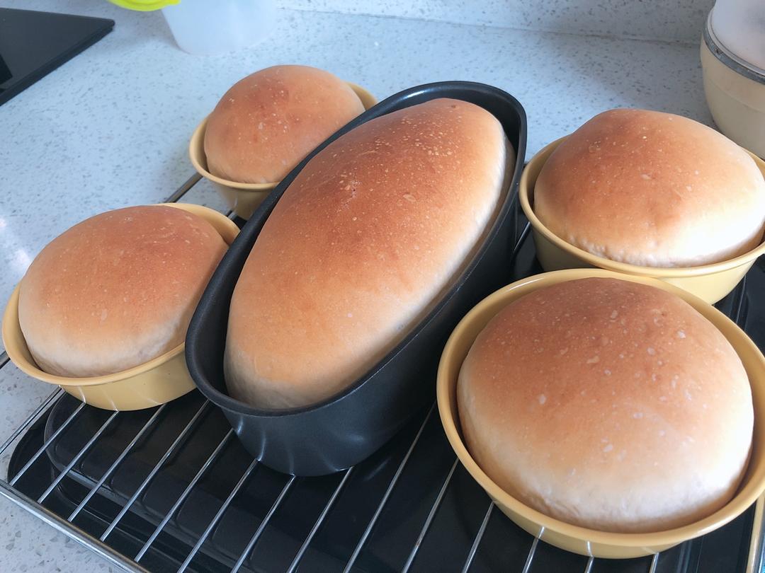 俄罗斯人的无糖少盐，植物油版面包