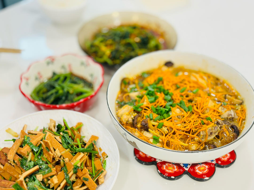 地道广东味——虫草花蒸鸡