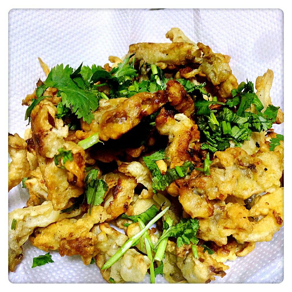 悠悠然悠然做的干炸蘑菇(家乡版)