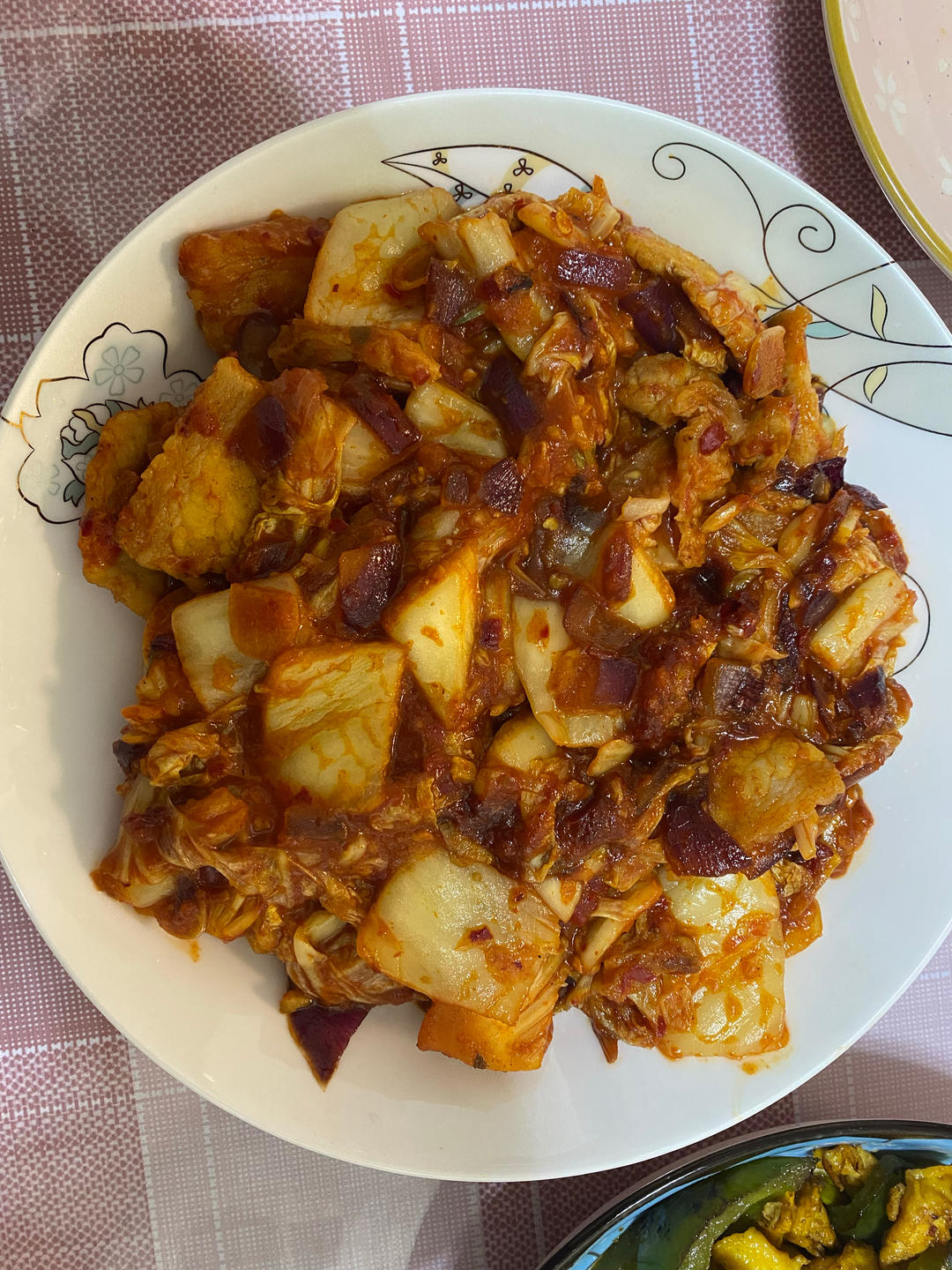 五花肉炒辣白菜