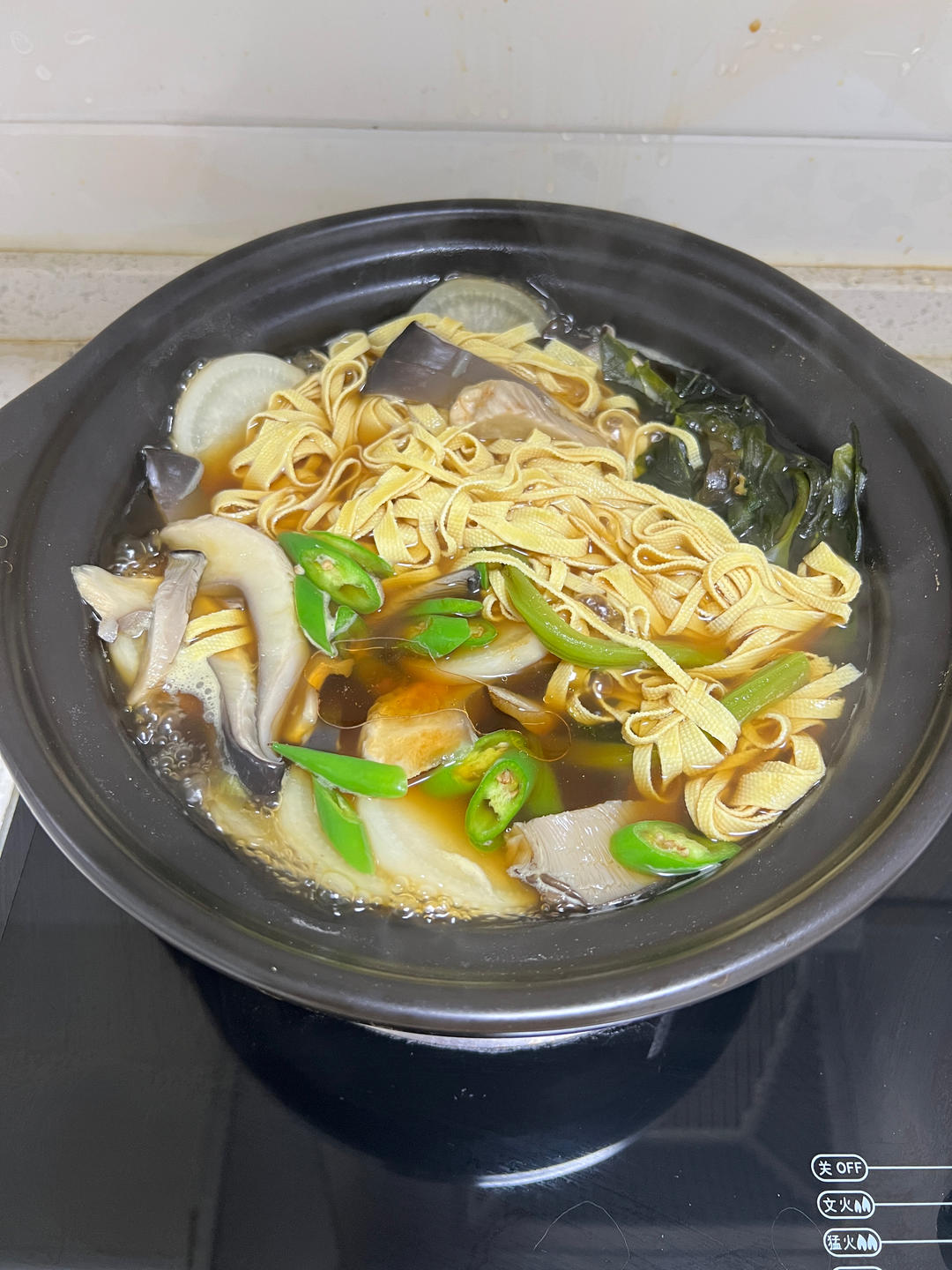 砂锅烩菜