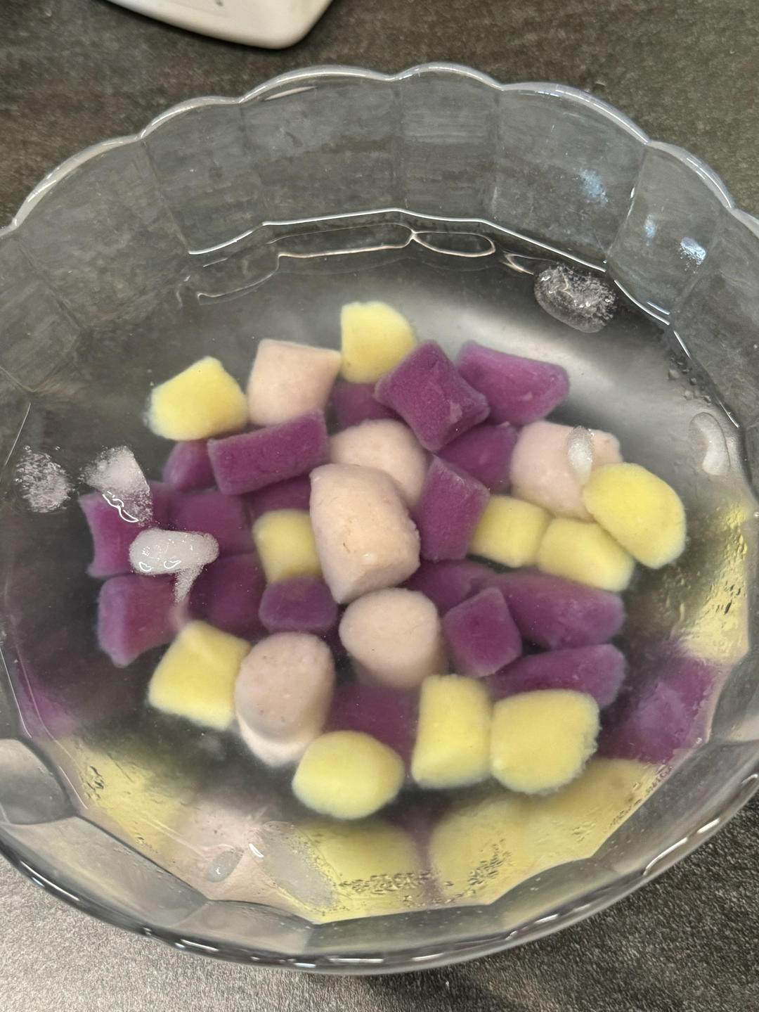 自制三色芋圆1⃣️（附上窍门详细比例）