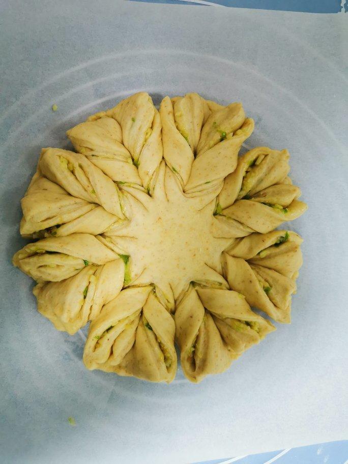 【小高姐】蒜香浓郁 造型优美 不用揉出手膜的面包