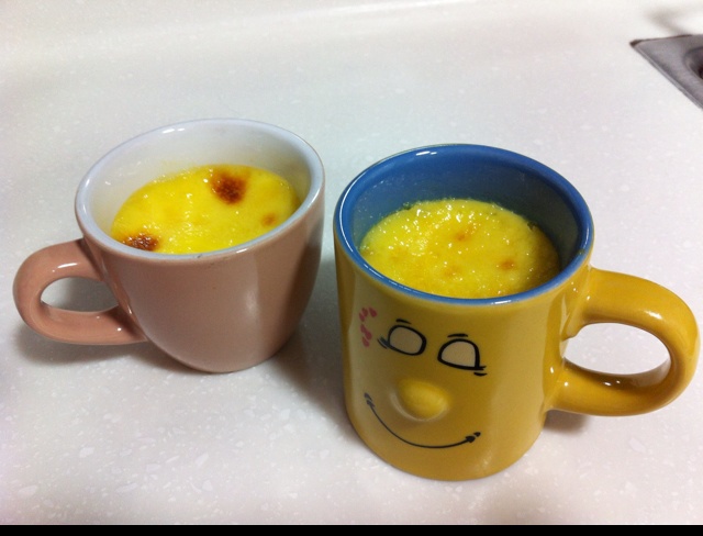 Crèmebrulée。法式烤布雷。焦糖布丁。