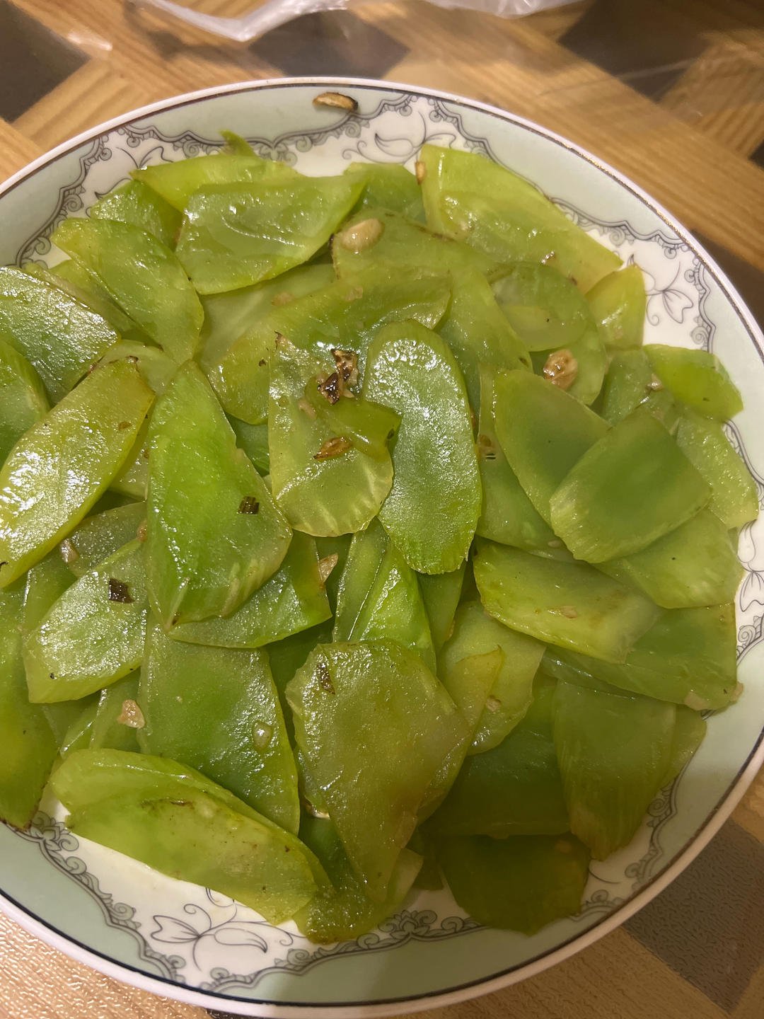 超简单的清炒莴笋