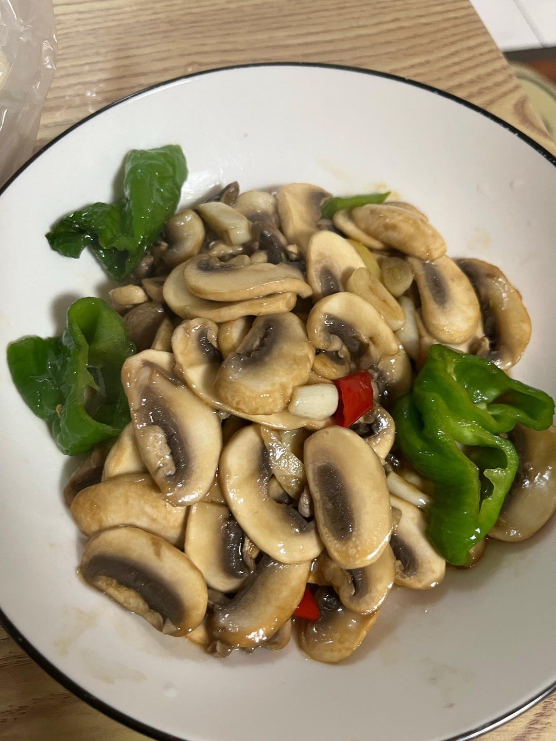 素炒鲜口蘑（白蘑菇），快手家常菜